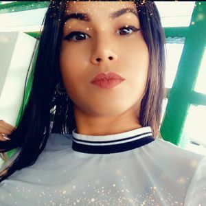 Meet your Posher, Andreina